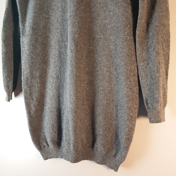 Aritzia Babaton Grey Scoop Back Sweater Long Wool Cashmere Size XS - Picture 6 of 16